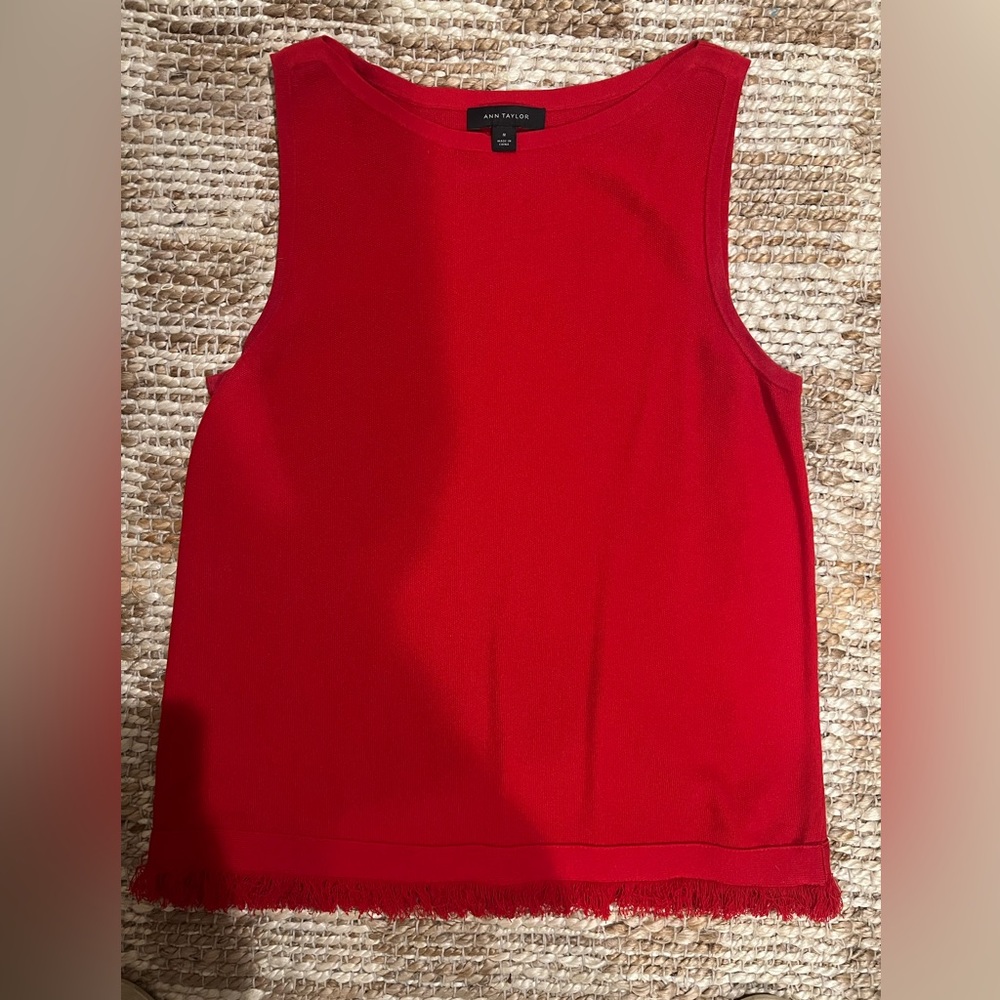 Red Ann Taylor tank/sweater. Size small.
